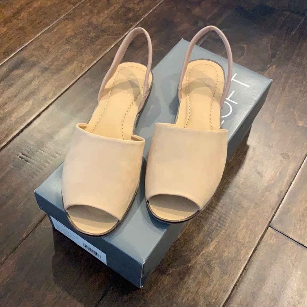 NIB LOFT Faux Suede Peeptoe Slingback Sandals Size 7
